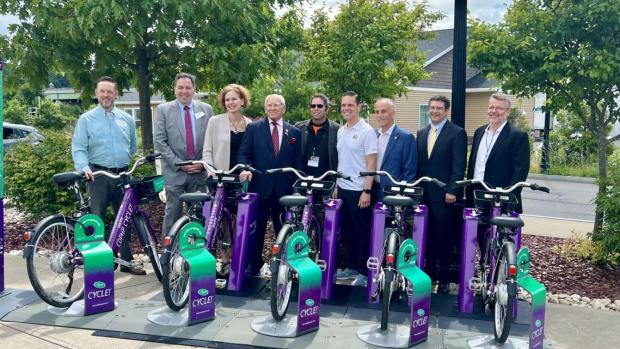 re Charge and CDTA Launch First Universal Wireless Charging Stations for Electric Bikes www.cdta